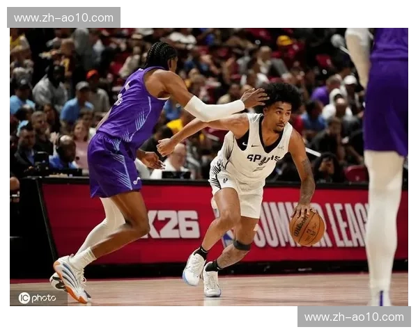 布伦森追打哈珀运用经典战术 尼克斯进攻体系运转流畅高效